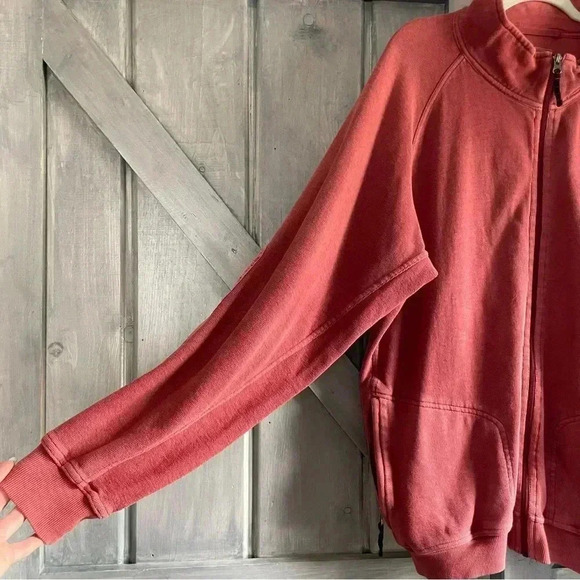 Men’s Cabelas Outdoor Gear 100% Cotton- Washed Red | size XL - Picture 2 of 11